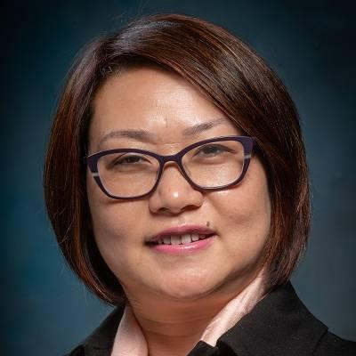 卡拉李, Associate Vice President, Strategic 规划 and 投资组合 Management